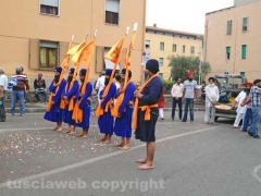 Viterbo - I sikh invadono il Pilastro