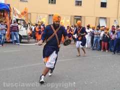 Viterbo - I sikh invadono il Pilastro