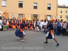 Viterbo - I sikh invadono il Pilastro