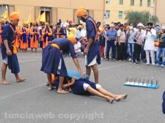 Viterbo - I sikh invadono il Pilastro
