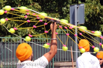 I sikh invadono Viterbo