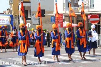 I sikh invadono Viterbo