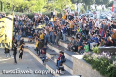 Calcio -  Viterbese - I tifosi festeggiano la serie D