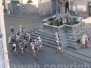 I turisti a piazza Fontana grande