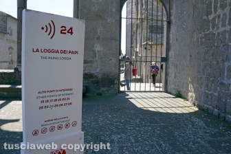 I turisti invadono la città dei Papi