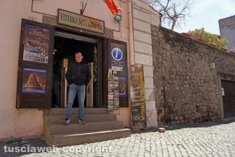 I turisti invadono la città dei Papi