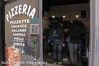 I turisti invadono la città dei Papi