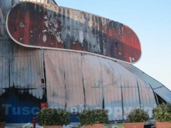 I vigili del fuoco tra le macerie