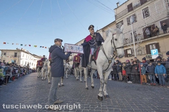 Ronciglione - Carnevale 2023 - Il sindaco Mario Mengoni