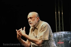 Caffeina - L\'incontro con Carlo Petrini