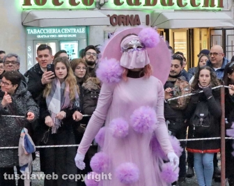 Carnevale di Ronciglione - Il sospetto di tutti è che si tratti di Marco Mengoni
