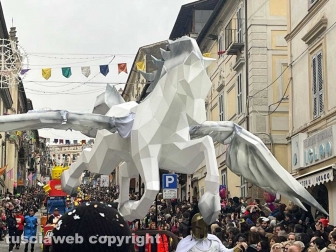 Il 323esimo corso di gala del Carnevale di Ronciglione