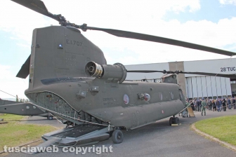 Viterbo - Il 68esimo anniversario dell'Aviazione dell'Esercito - Il Ch 47