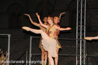 Caffeina - Il Balletto faraonico della Cairo opera house ballet company