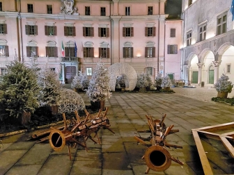 Viterbo - Il bosco innevato in piazza del Comune