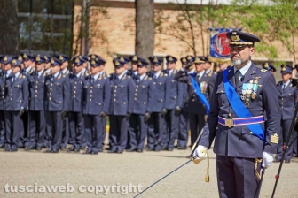 Il cambio di comando alla scuola marescialli