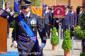 Il cambio di comando alla scuola marescialli