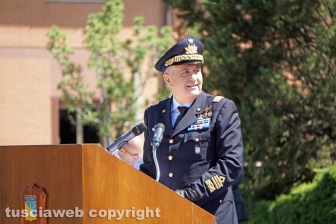 Il cambio di comando alla scuola marescialli