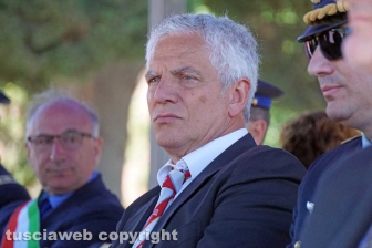 Il cambio di comando alla scuola marescialli