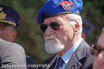 Il cambio di comando alla scuola marescialli