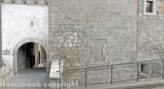 Il campanile animato dell'XI secolo