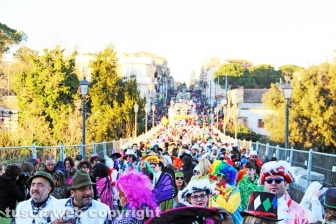 Il carnevale per le vie del centro