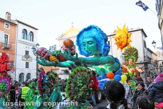Il carnevale per le vie del centro