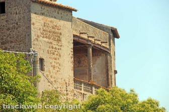 Il castello di Montecalvello