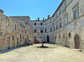 Il castello di Montecalvello