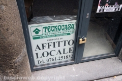 Un negozio di via Saffi
