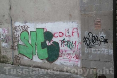 Non mancano i graffiti