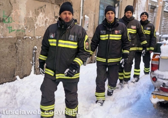 Il centro storico coperto di neve