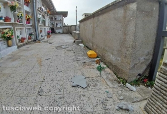Montefiascone - Il degrado al cimitero