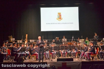 Il concerto della Cri con la banda musicale della polizia di stato