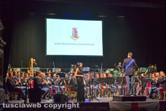 Il concerto della Cri con la banda musicale della polizia di stato