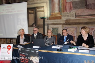 Il tavolo dei relatori