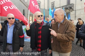Viterbo - Il corteo degli agenti di Mammagialla
