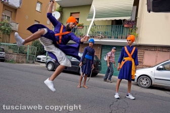 Il corteo dei sikh