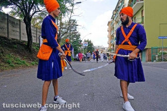 Il corteo dei sikh