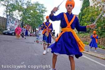 Il corteo dei sikh