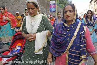 Il corteo dei sikh