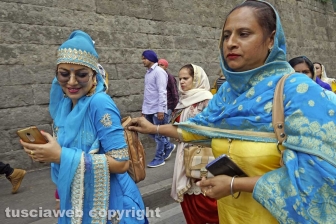 Il corteo dei sikh
