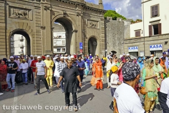 Il corteo dei sikh