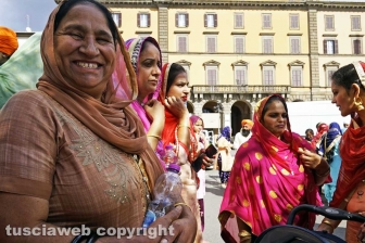 Il corteo dei sikh