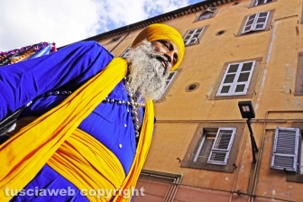 Il corteo dei sikh