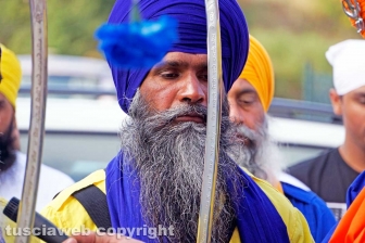 Il corteo dei sikh