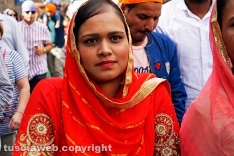 Il corteo dei sikh
