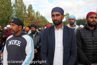Il corteo dei sikh