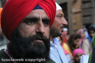Il corteo dei sikh