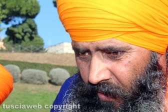 Il corteo dei sikh